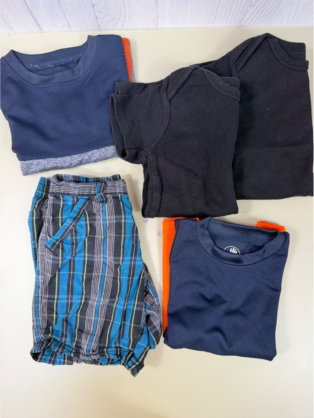 Boys 24M Clothing Lot Body Glove Gerber Faded Glory
